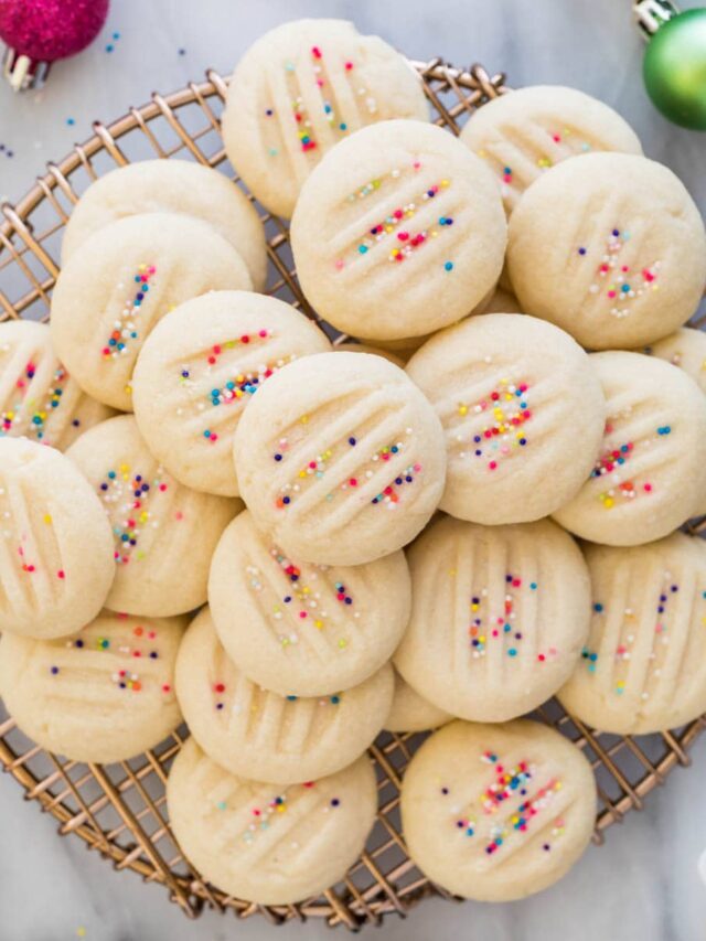 shortbread cookie, recipe, buttery, easy, homemade, Christmas, holiday, dessert, simple, classic